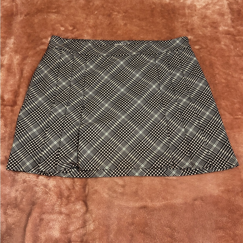 Stylish Brown, Teal, and White IZOD Golf/Tennis/Pickleball